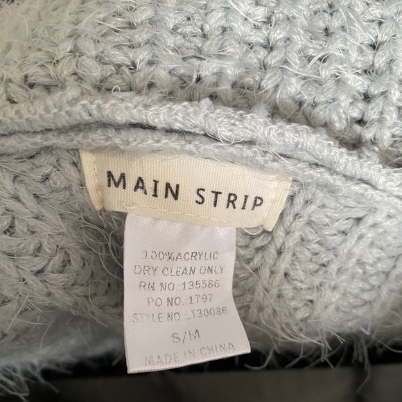 EUC Grey Cowl/Turtle Neck Knit Sweater by Main Strip - Picture 3 of 3